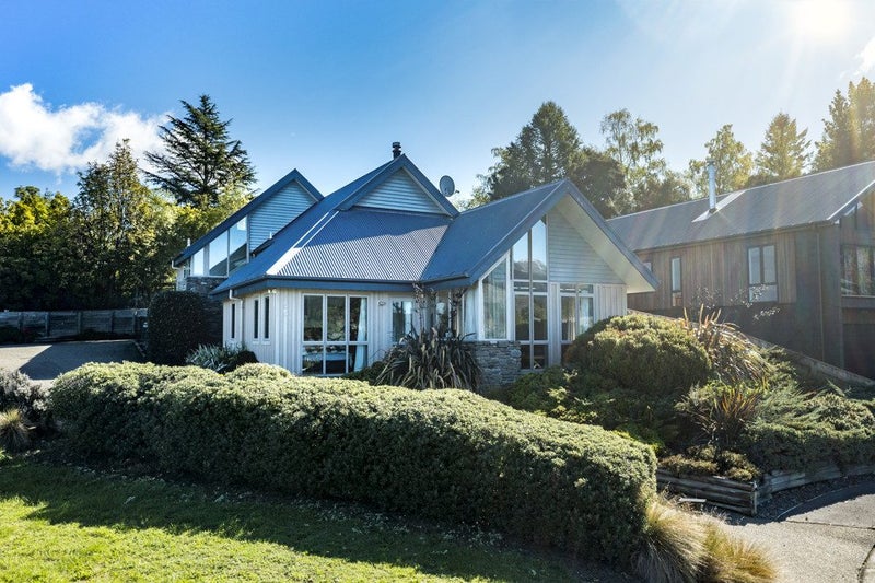 55 Saint James Avenue, Hanmer Springs - Carousel 1