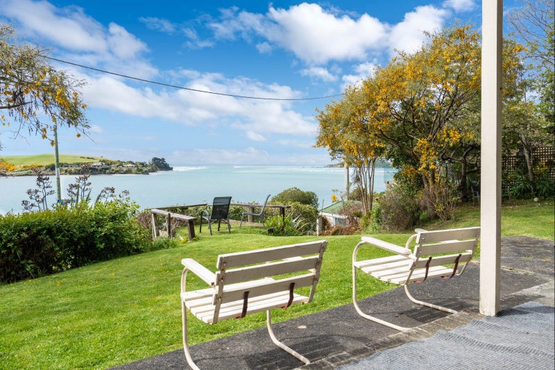 6 Kingston, TAIERI MOUTH, Taieri Mouth - Carousel 2