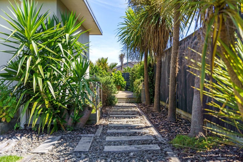 35 Simpson Crescent, Raumati Beach, Paraparaumu - Carousel 29