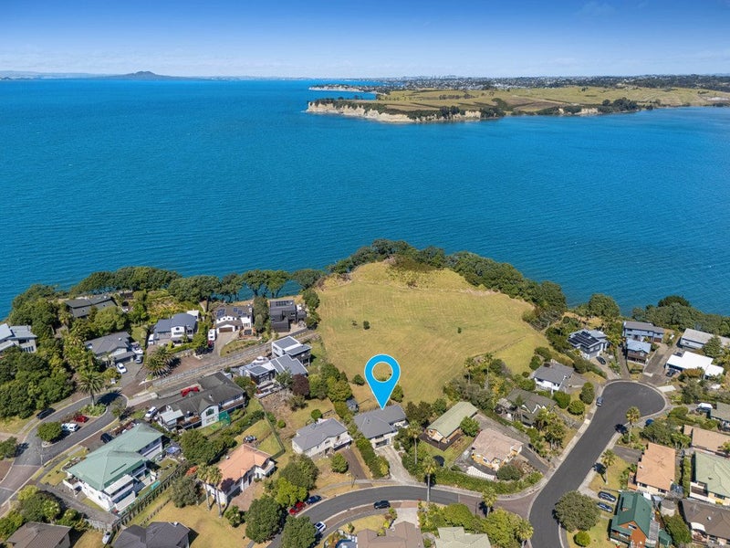 4 Coralsea Way, Arkles Bay, Whangaparaoa - Carousel 1