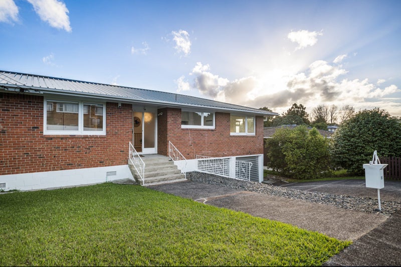 11 Mersey Place, New Windsor, Auckland - Carousel 2