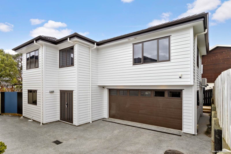 13F Tahi Terrace, Glen Eden, Auckland - Carousel 1