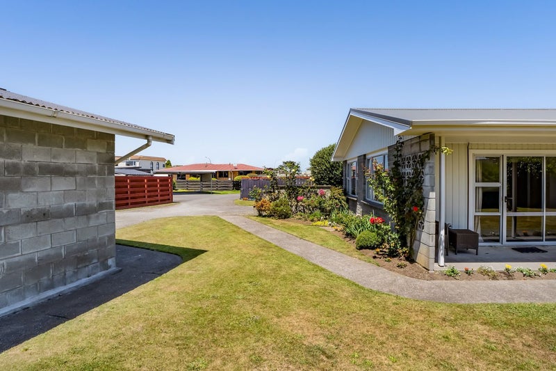 54 Murray Avenue, Hawera - Carousel 28