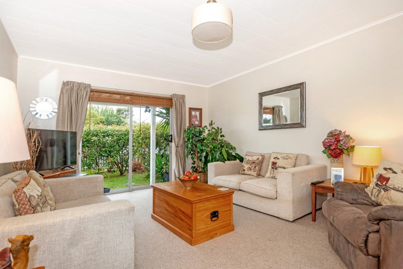 100 Fox Street, Whataupoko, Gisborne - Carousel 2