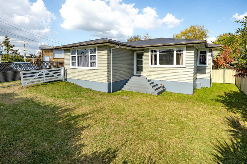 82 Urlich Avenue, Melville, Hamilton - Carousel 2