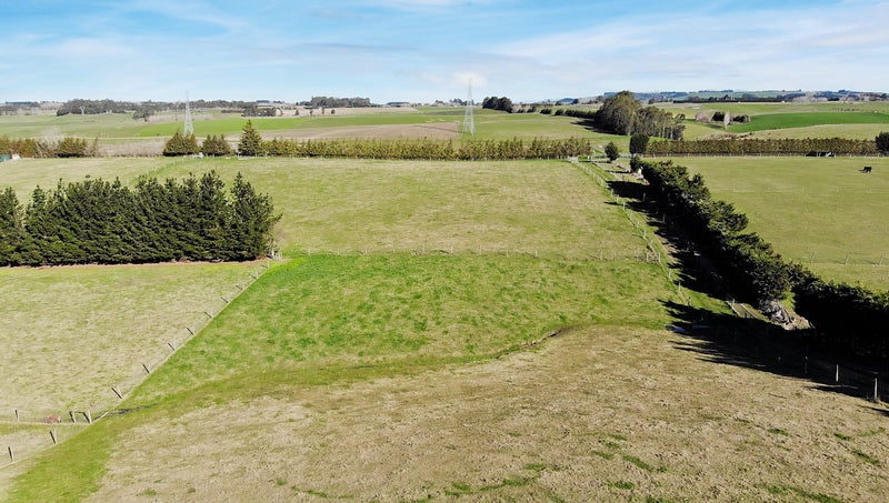 359 Fraser Road, Rosewill - Carousel 28