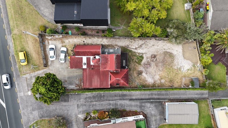 111 Sunset Road, Totara Vale, Auckland - Carousel 1