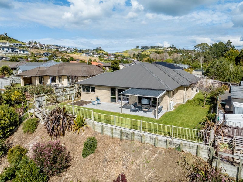 162 Oteki Park Drive, Welcome Bay, Tauranga - Carousel 2