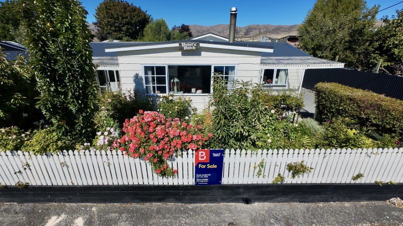 2 Waitaki Drive East, Otematata - Carousel 2