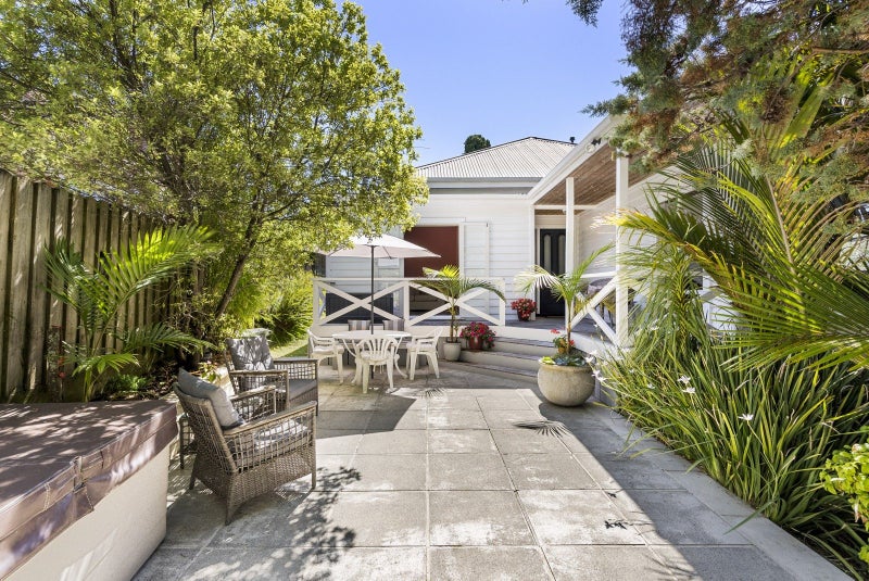 117 Lake Road, Belmont, Auckland - Carousel 1