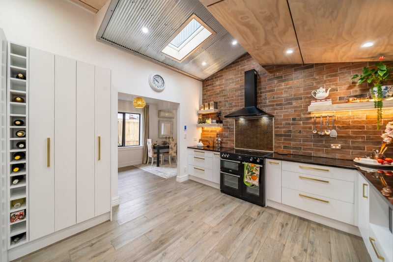 54 Granville Street, Silverstream, Upper Hutt - Carousel 2