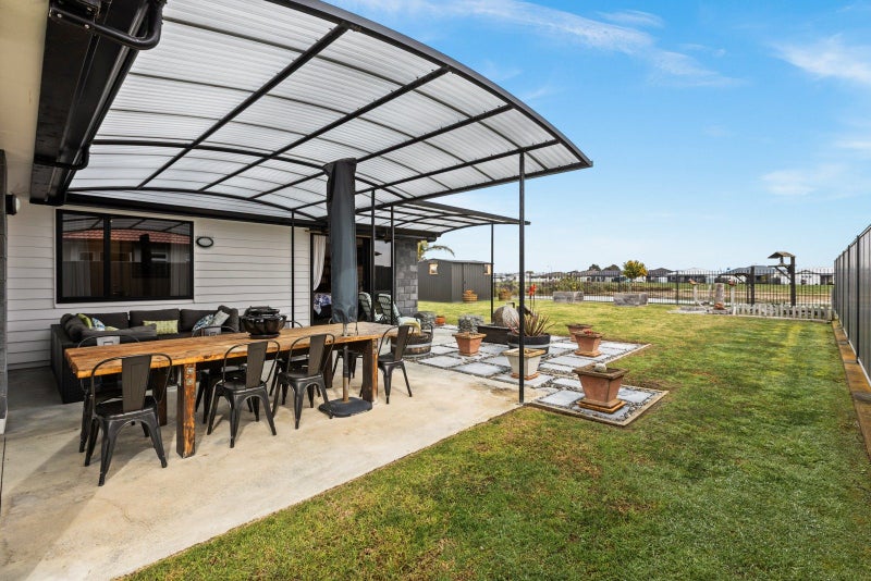 11 Aparima Place, Awatoto, Napier - Carousel 1