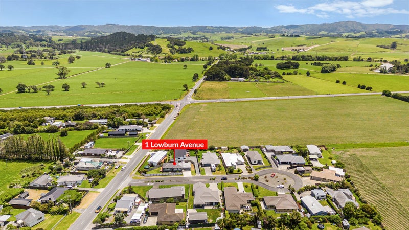 1 Lowburn Avenue, Waipu, Waipu - Carousel 34