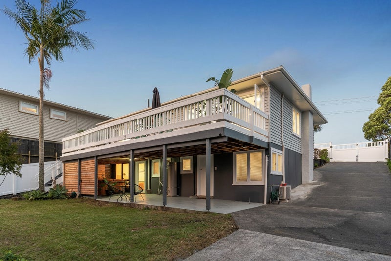 25 Apirana Avenue, Glen Innes, Auckland - Carousel 1