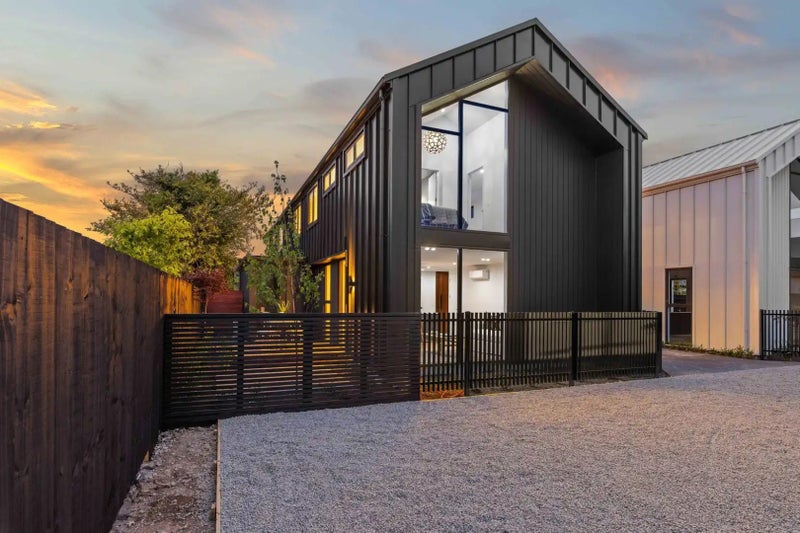 1/60 Innes Road, St Albans, Christchurch - Carousel 1