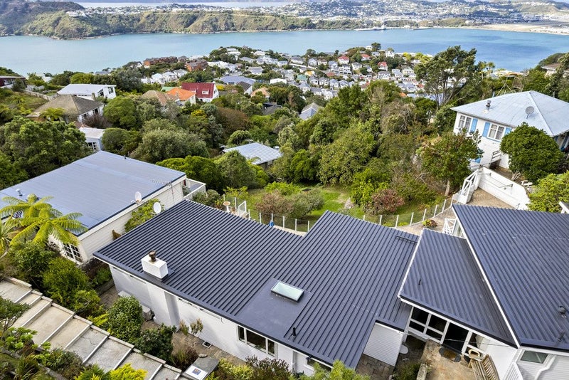 33 Alexandra Road, Hataitai, Wellington - Carousel 2