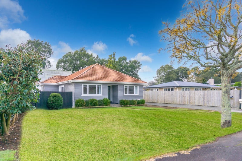 28 Walsh Street, Forest Lake, Hamilton - Carousel 1