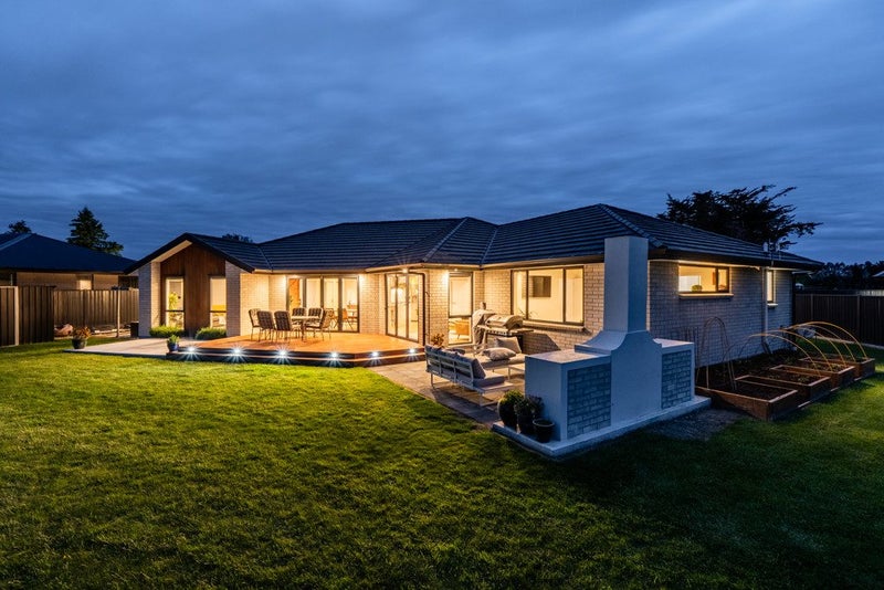 32 Lindsay Way, Grasmere, Invercargill - Carousel 1