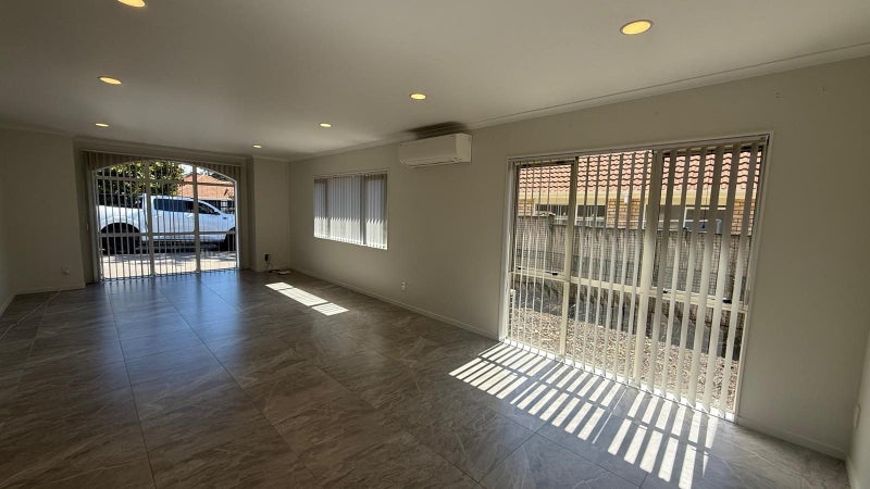 186 Botany Rd, Botany Downs, Manukau City, Auckland - Carousel 2