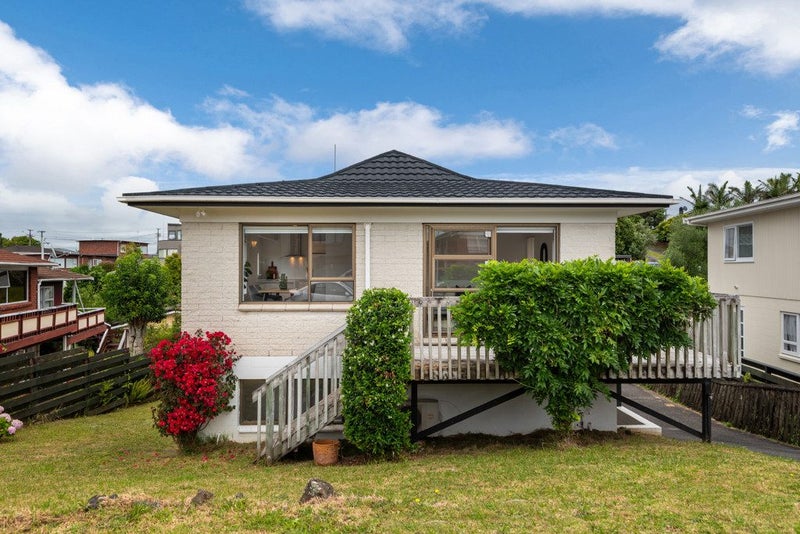 1/27 Knightsbridge Drive, Forrest Hill, Auckland - Carousel 1