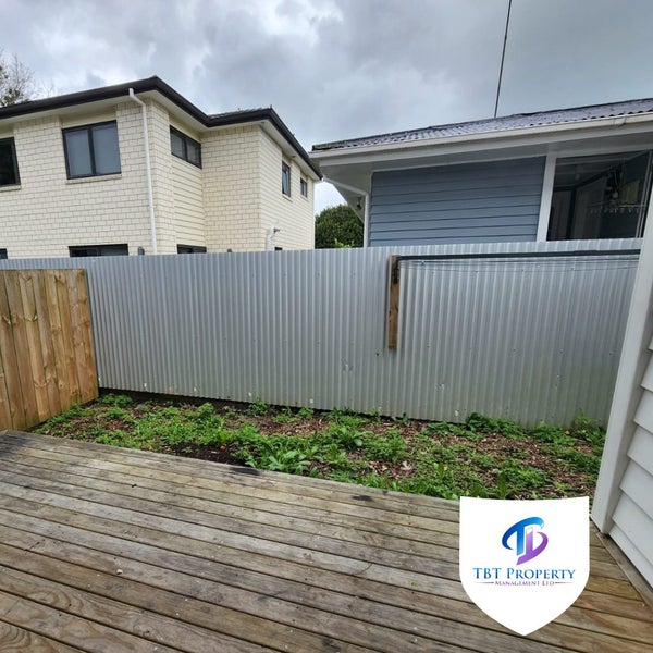 114D Tui Road, Papatoetoe, Auckland - Carousel 21