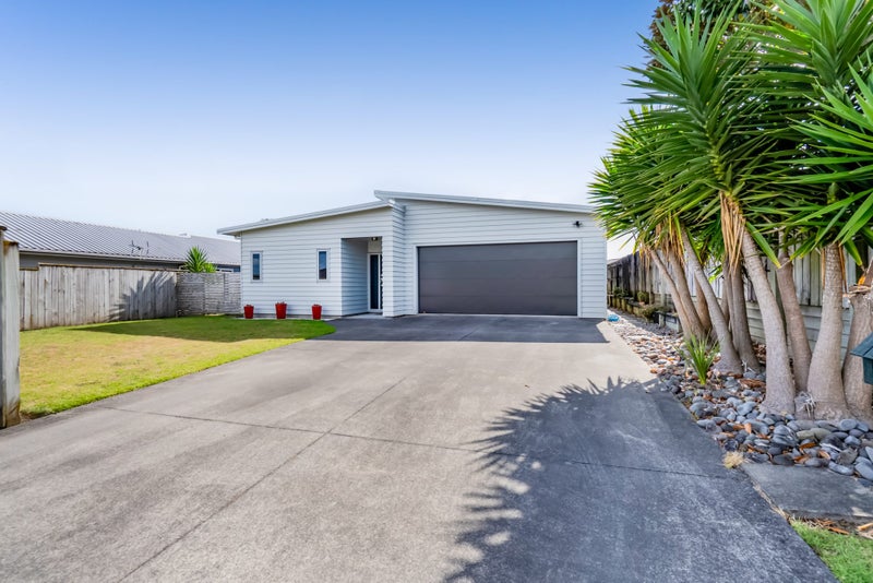 4 Coby Sydney Drive, Bell Block, New Plymouth - Carousel 2