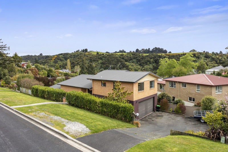 6 Coach Road, Fairfield, Dunedin - Carousel 1