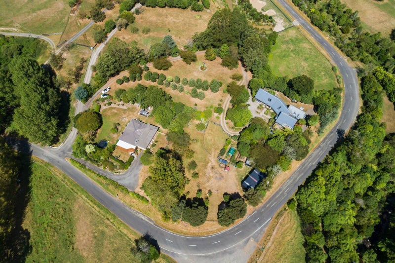 355 Turitea Road, Turitea, Palmerston North - Carousel 29