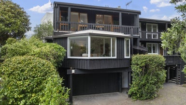 1/12 Staffa Street, Parnell, Auckland - Carousel 1