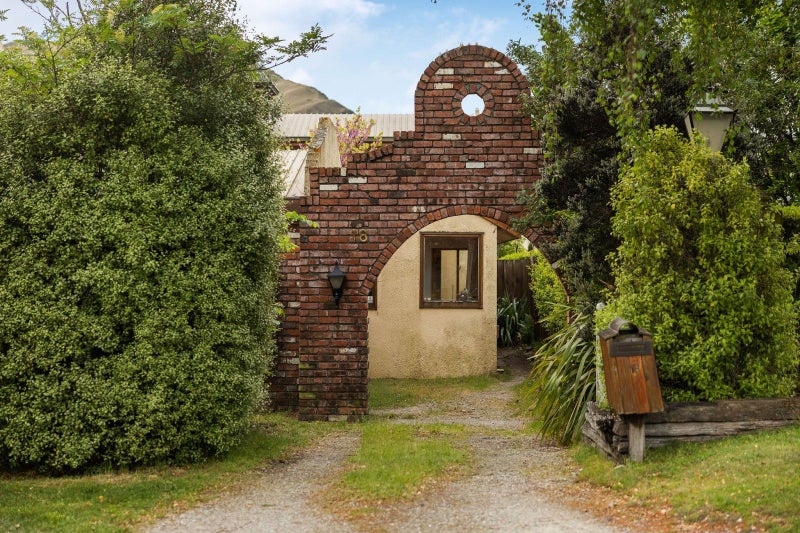 18 Robertson Street, Frankton, Queenstown - Carousel 40