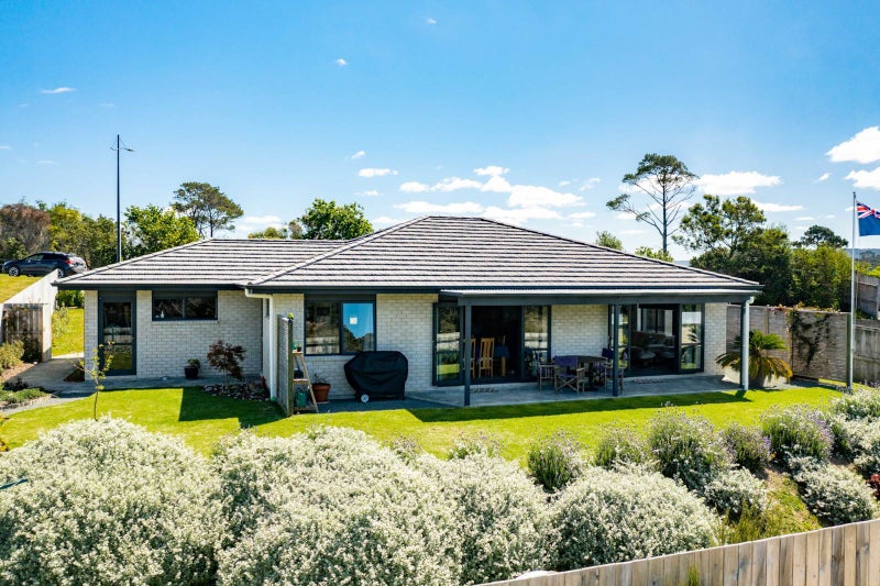 89 Moir Point Road, Mangawhai Heads, Mangawhai - Carousel 1