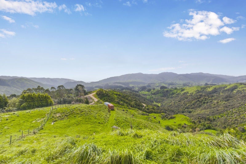 385 Akatarawa Road, Reikorangi - Carousel 1