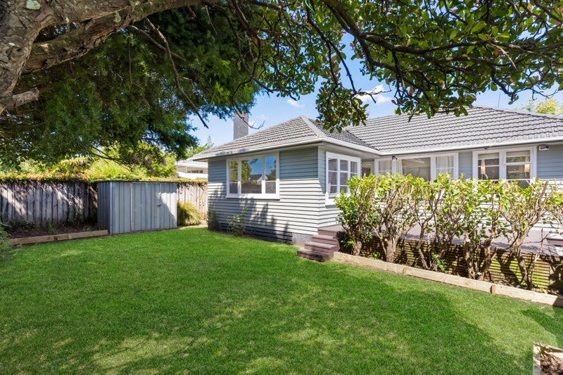 1/14 Koromiko Street, New Lynn, Auckland - Carousel 2