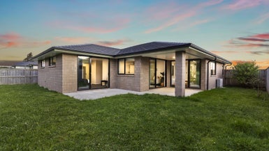69 Murray Ward Drive, Te Kauwhata, Te Kauwhata - Carousel 1