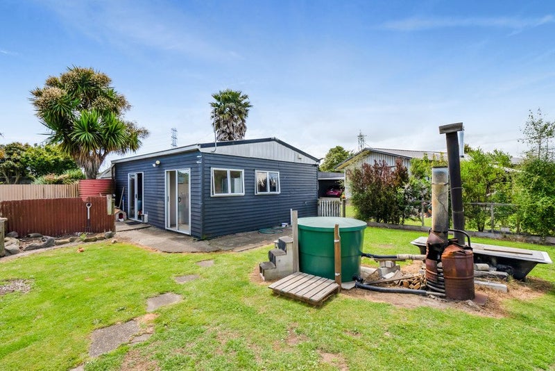376 South Road, Omata, New Plymouth - Carousel 18