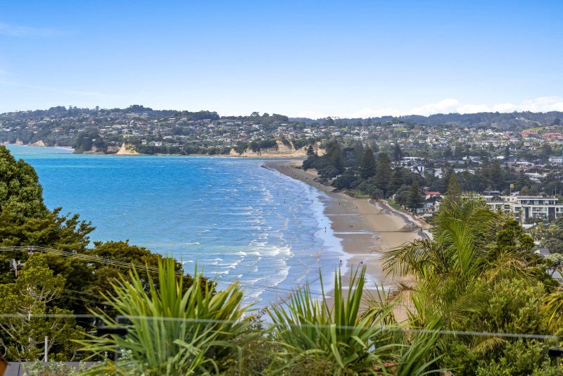 10 Hillcrest Road, Hatfields Beach, Orewa - Carousel 2