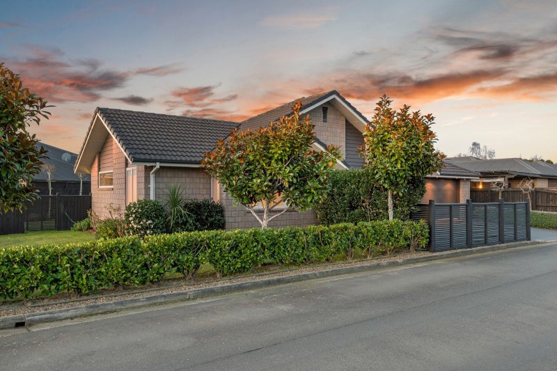 1 Minorca Lane, Burwood, Christchurch - Carousel 24