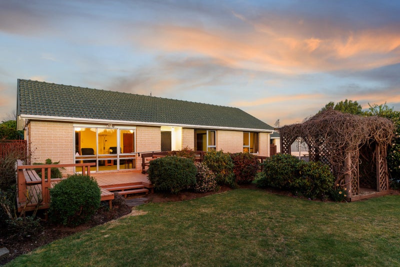 21 Mckellar Place, Hornby, Christchurch - Carousel 2