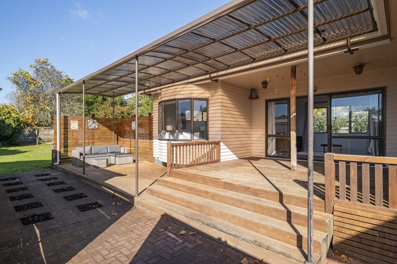 18 Corlett Street, Utuhina, Rotorua - Carousel 1