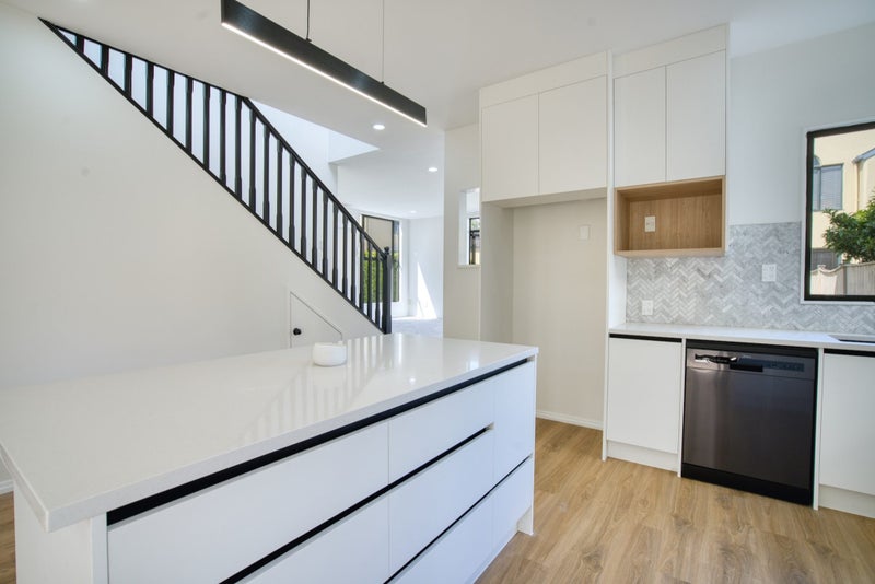 1E Griffin Avenue, Epsom, Auckland - Carousel 2