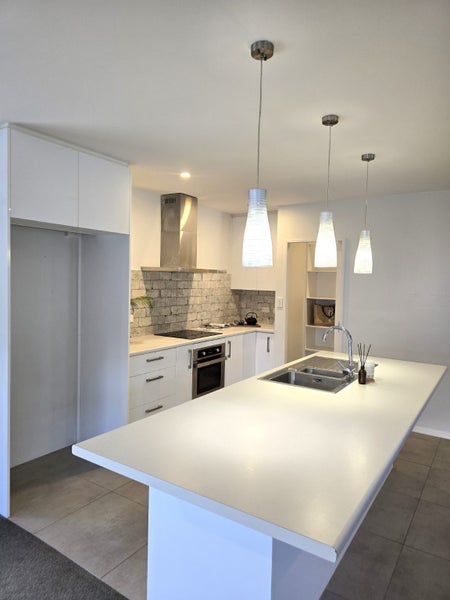 2 Peter Burke Way, Pyes Pa, Tauranga - Carousel 2