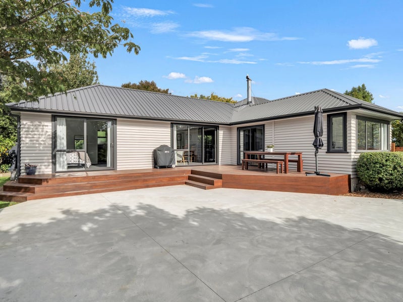 4 Quaifes Road, Halswell, Christchurch - Carousel 1