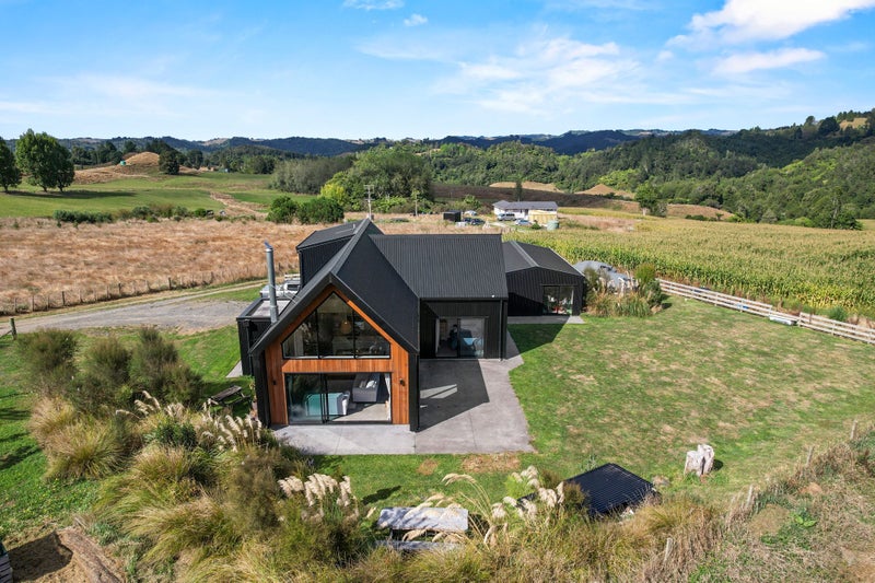 195 Ngatapuwae Road, Te Kuiti - Carousel 1
