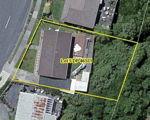 33 Nassau Avenue, Grenada North, Wellington - Carousel 18