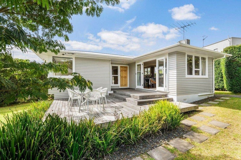 12 Carrs Place, Ellerslie, Auckland City, Auckland - Carousel 1