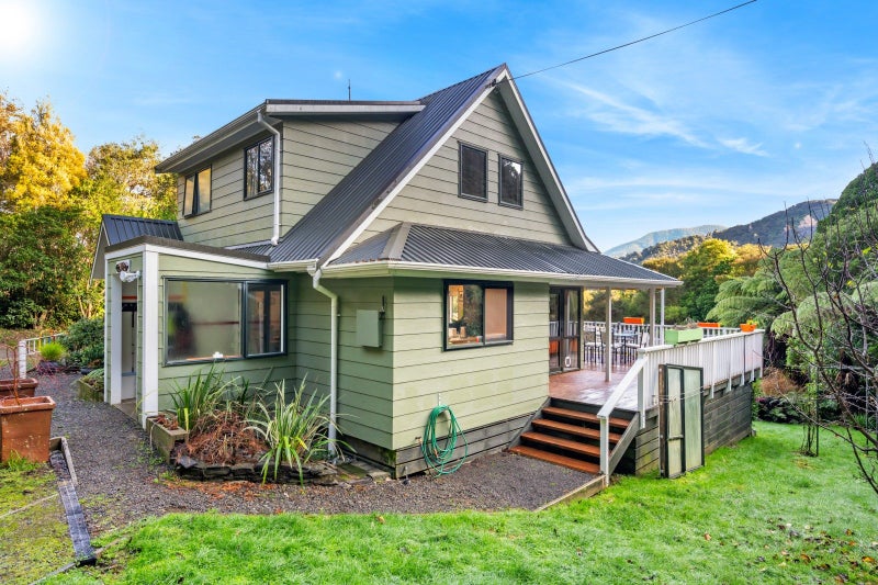 331 Mahau Road, Picton - Carousel 1