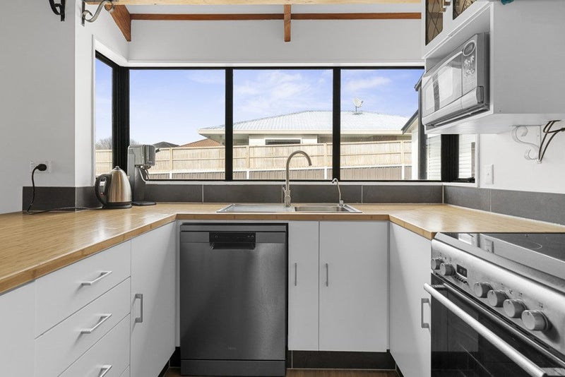 17A Boucher Avenue, Te Puke, Te Puke - Carousel 2