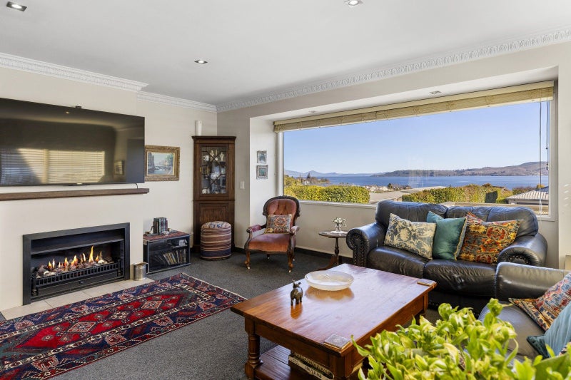 3 Te Hepera Street, Waipahihi, Taupo - Carousel 2