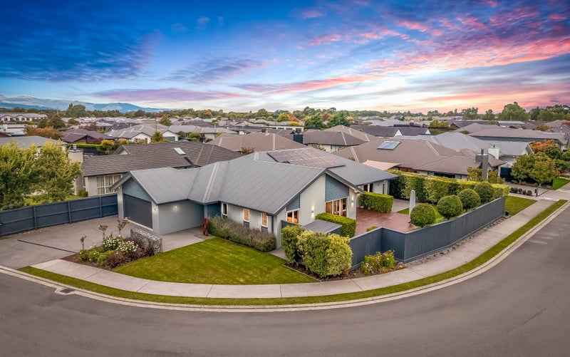 18 Wallace Crescent, Prebbleton, Prebbleton - Carousel 1