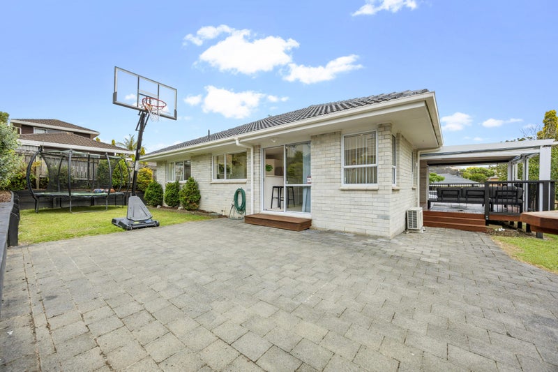 26 Cherub Place, West Harbour, Auckland - Carousel 2